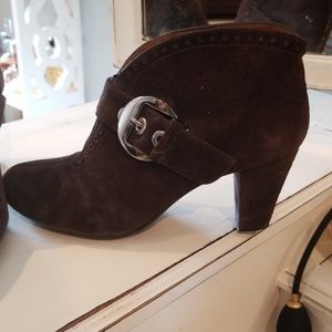 Geox brown suede booties